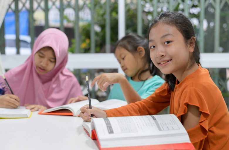 Pendidikan Inklusif: Membangun Sistem yang Menyambut Semua Anak